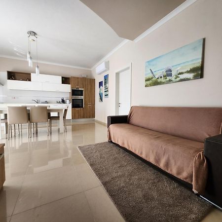 Riviera Holiday Apartments - Seafront - Wifi Marsaskala Buitenkant foto