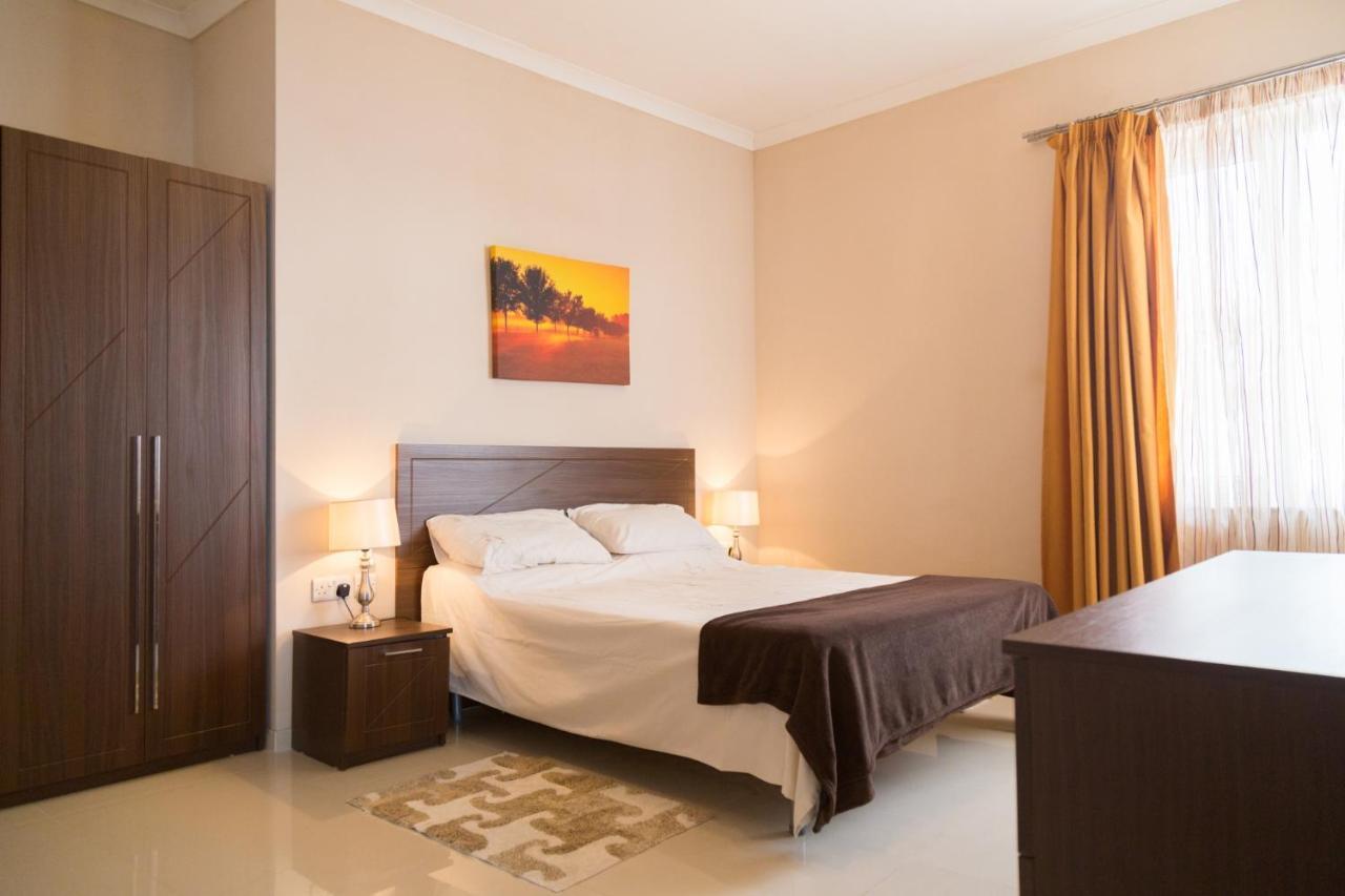 Riviera Holiday Apartments - Seafront - Wifi Marsaskala Buitenkant foto