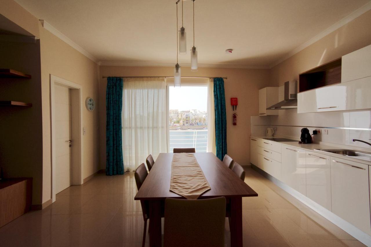 Riviera Holiday Apartments - Seafront - Wifi Marsaskala Buitenkant foto