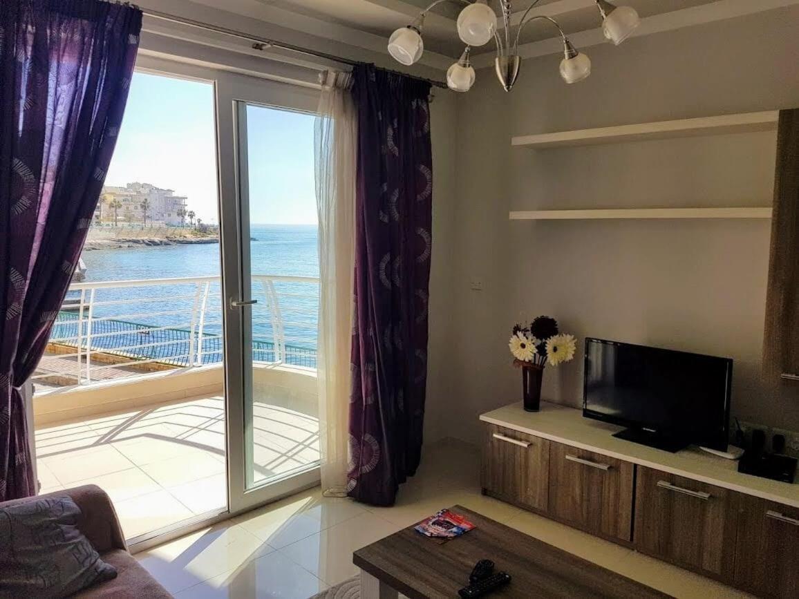 Riviera Holiday Apartments - Seafront - Wifi Marsaskala Kamer foto